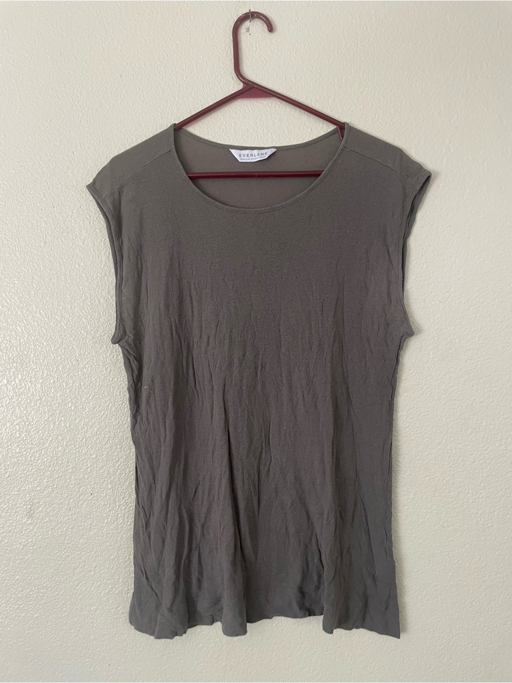 Everlane Women's Gray Sleeveless Crewneck Top